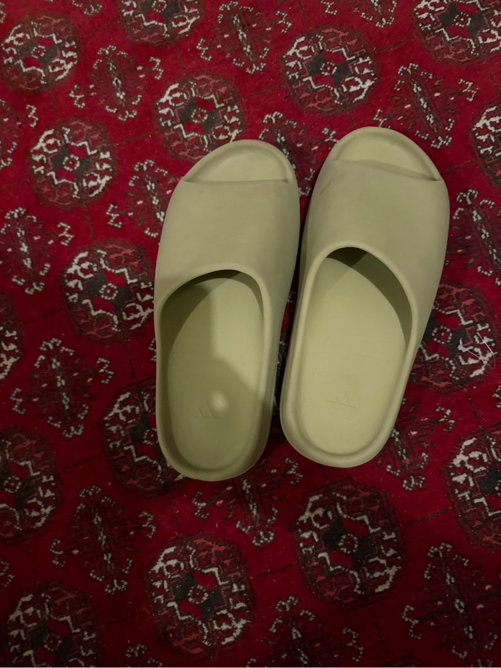 Yeezy slide “resin”
